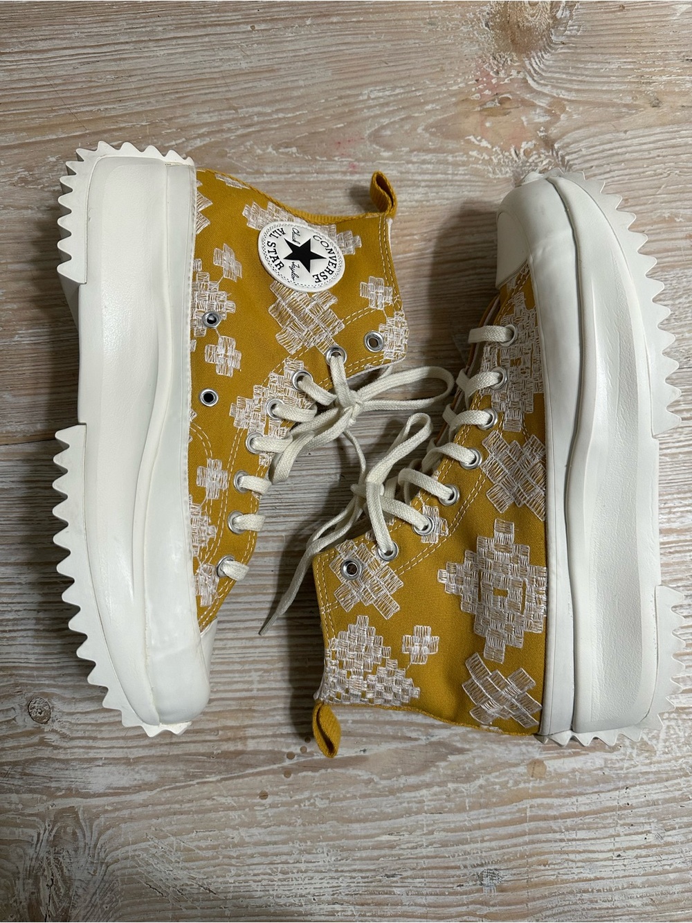 Converse Run Star Hike Festival High Top Platform Sneakers Embroidery Goldtone 9 - Picture 8 of 12
